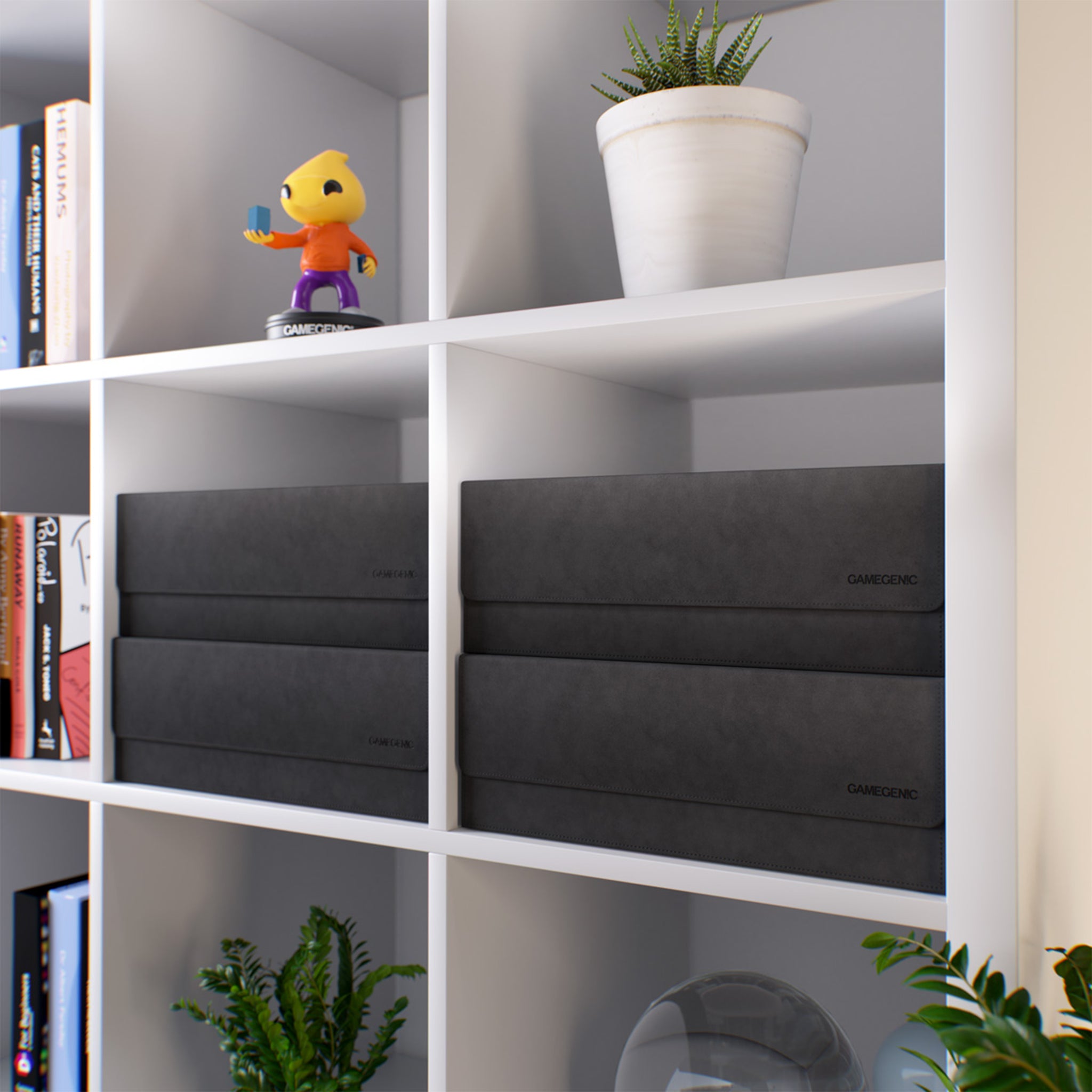 Gamegenic - Collectors Lair 2000+